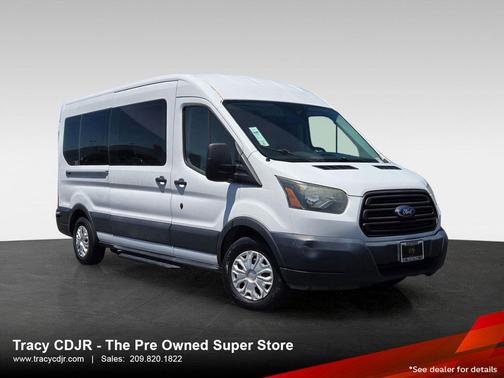 Oxford White 2015 Ford Transit-350 XL