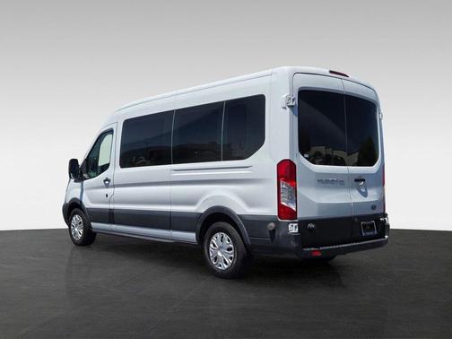 Oxford White 2015 Ford Transit-350 XL
