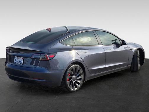 2023 Tesla Model 3 Performance