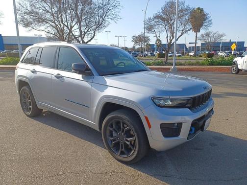 2023 Jeep Grand Cherokee 4xe 30th Anniversary
