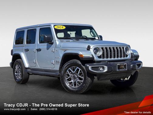 2024 Jeep Wrangler 4-Door Sahara 4x4
