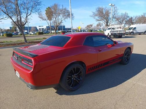 2016 Dodge Challenger R/T