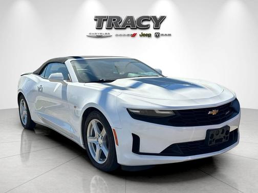 Summit White 2020 Chevrolet Camaro 1LT