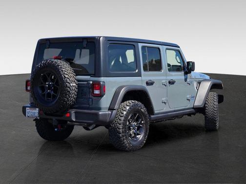 2025 Jeep Wrangler 4xe Willys