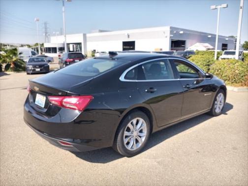 2022 Chevrolet Malibu FWD LT