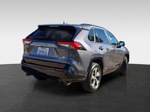 2022 Toyota RAV4 Prime SE