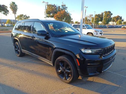 2022 Jeep Grand Cherokee L Altitude