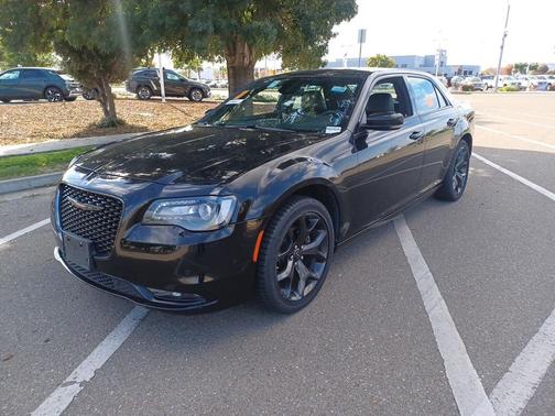 2023 Chrysler 300 S