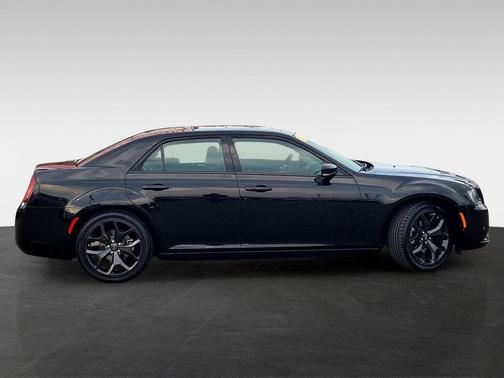 2023 Chrysler 300 S