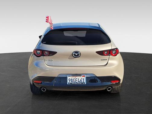 2022 Mazda Mazda3 FWD w/Preferred Package