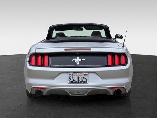 2016 Ford Mustang V6