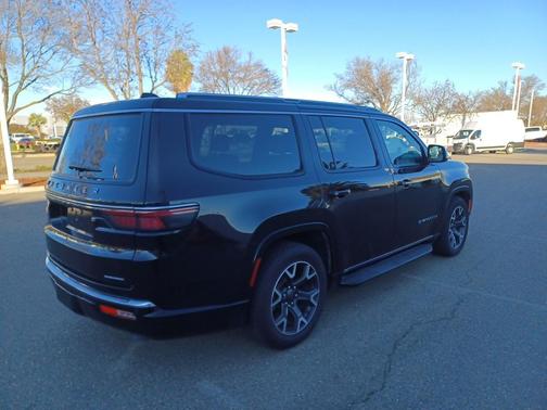 2024 Jeep Wagoneer Series III 4x4