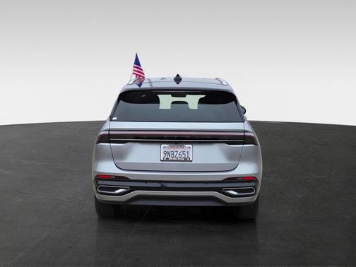 2024 Lincoln Nautilus Reserve