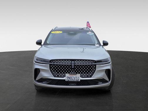 2024 Lincoln Nautilus Reserve