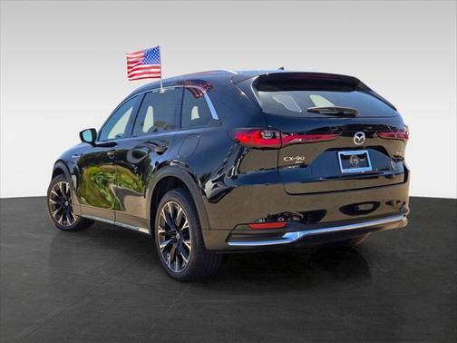 2025 Mazda CX-90 PHEV Premium Plus