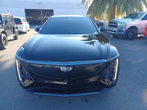 2024 Cadillac LYRIQ Sport