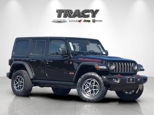Black Clearcoat 2025 Jeep Wrangler Rubicon