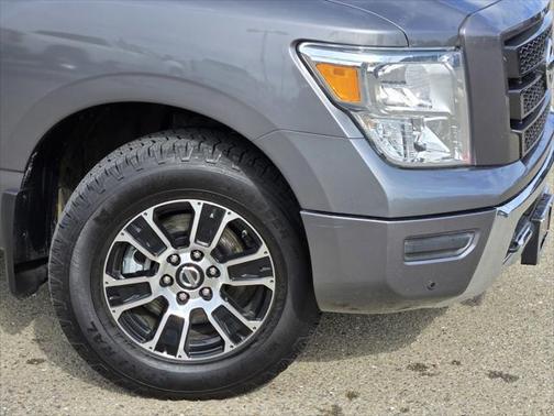2021 Nissan Titan SV