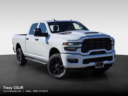 2026 RAM 2500 Black Express Crew Cab 4x4 6'4' Box