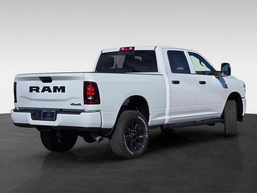 2026 RAM 2500 Black Express Crew Cab 4x4 6'4' Box