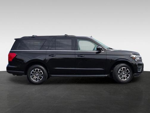 Black Metallic 2024 Ford Expedition Max XLT