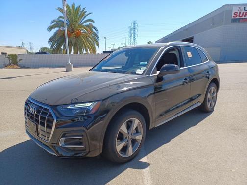 2023 Audi Q5 40 Premium