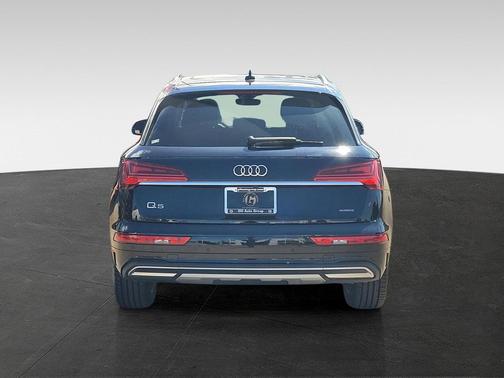 2023 Audi Q5 40 Premium