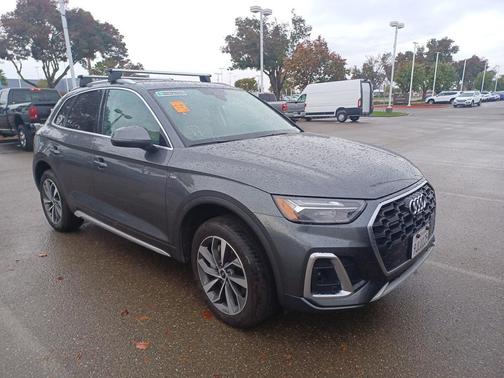 2024 Audi Q5 45 S line Premium Plus