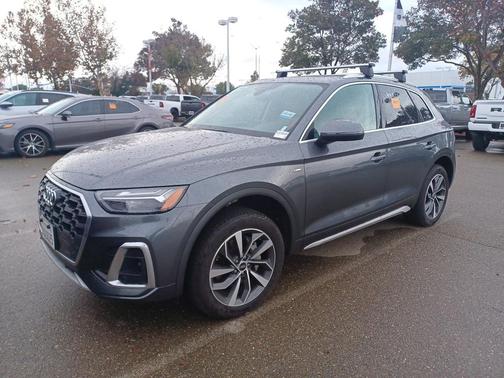 2024 Audi Q5 45 S line Premium Plus