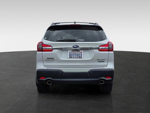 Crystal White Pearl 2021 Subaru Ascent Touring 7-Passenger