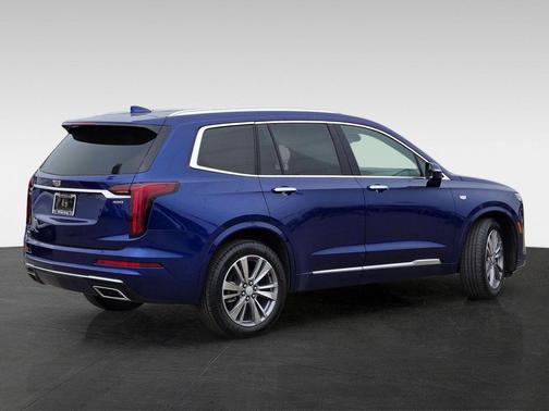 2025 Cadillac XT6 Premium Luxury AWD