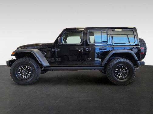 Black Clearcoat 2026 Jeep Wrangler 4-Door Moab 392 4x4