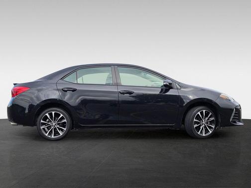 Black Sand Pearl 2019 Toyota Corolla SE
