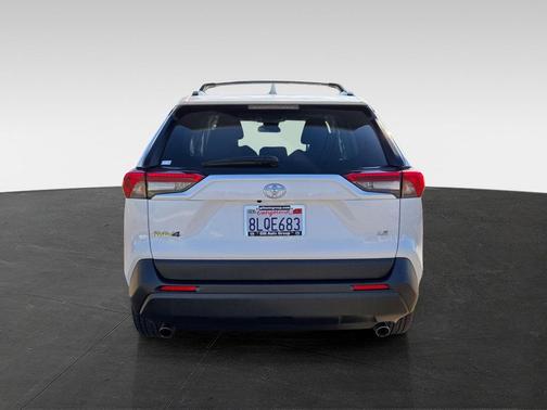 2019 Toyota RAV4 LE