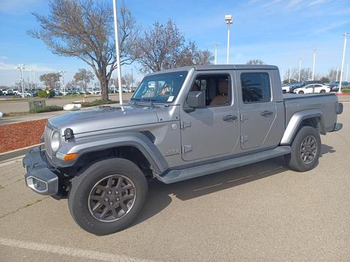 2021 Jeep Gladiator Overland