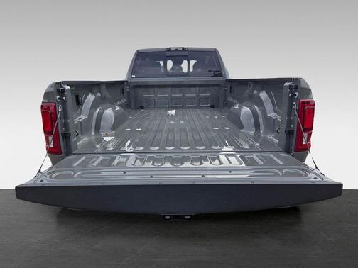 2026 RAM 3500 Laramie Crew Cab 4x4 8' Box