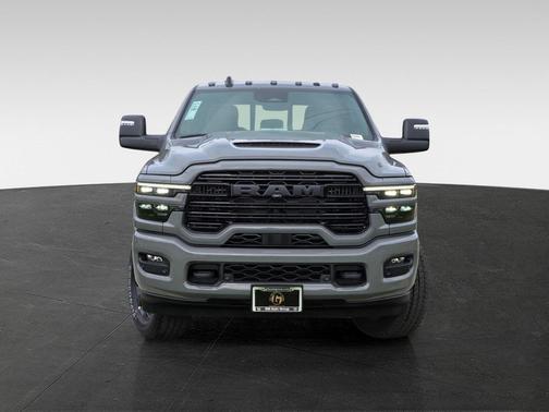 2026 RAM 3500 Laramie Crew Cab 4x4 8' Box