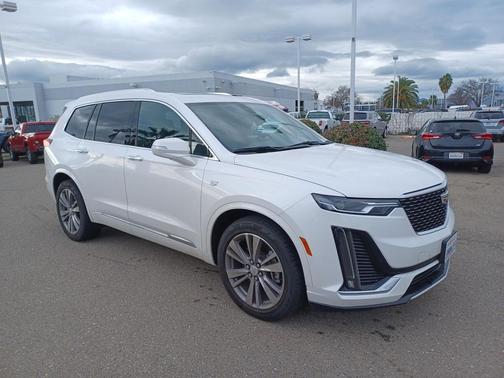 2020 Cadillac XT6 Premium Luxury FWD