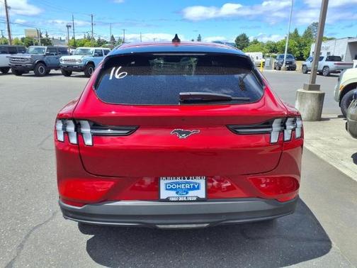 2023 Ford Mustang Mach-E SELECT