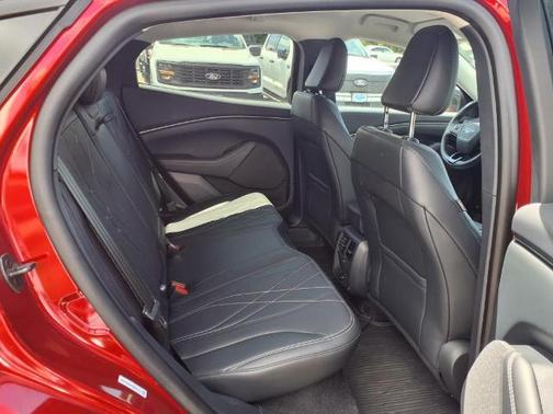 2023 Ford Mustang Mach-E SELECT