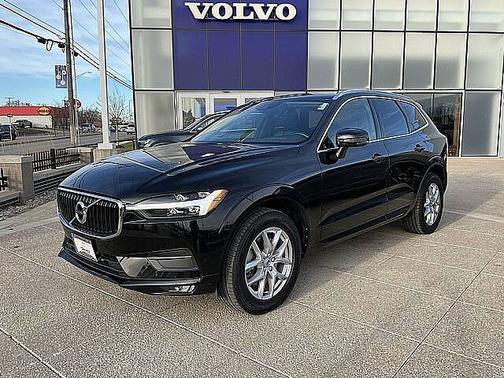 2021 Volvo XC60 Momentum