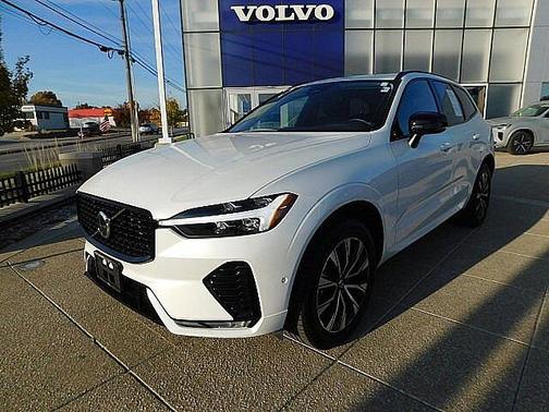 2025 Volvo XC60 Plus