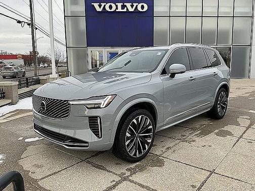 2025 Volvo XC90 Plus
