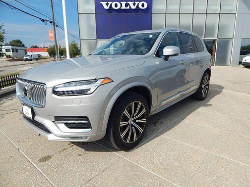 2024 Volvo XC90 Plus