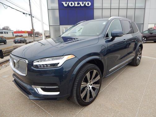 2024 Volvo XC90 Recharge Plug-In Hybrid Plus