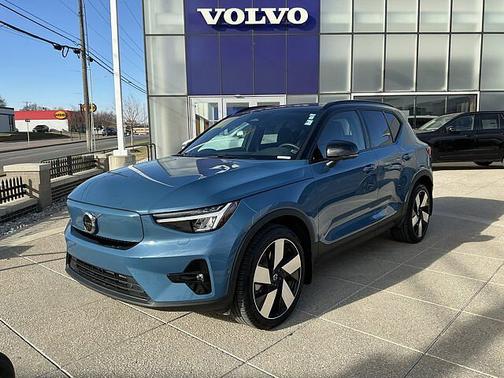 2023 Volvo XC40 Ultimate