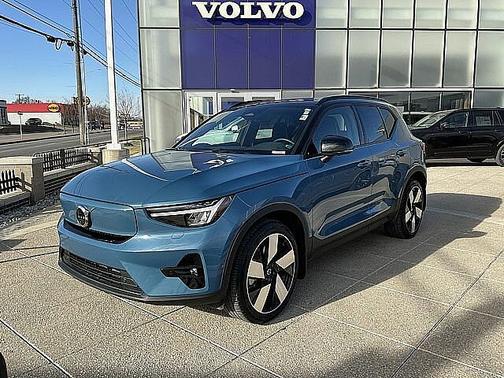 2023 Volvo XC40 Ultimate