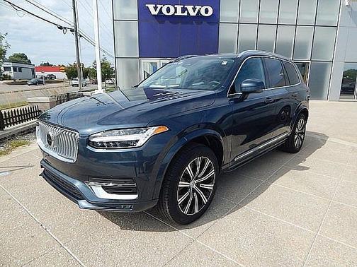 2025 Volvo XC90 Core