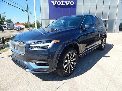 2025 Volvo XC90 Core