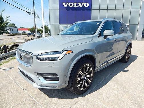 2025 Volvo XC90 Plus